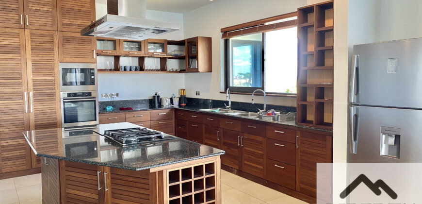 Exclusive Ocean Front 3 Bedroom Furnished Apartment In Mombasa-Nyali For Sale-0M- Ref-774