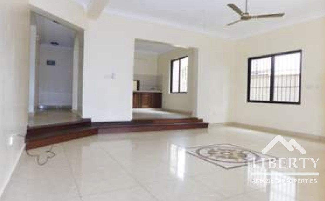 Detached 5 Bedroom Villa In Mombasa-Nyali For Sale-42.5M- Ref-642